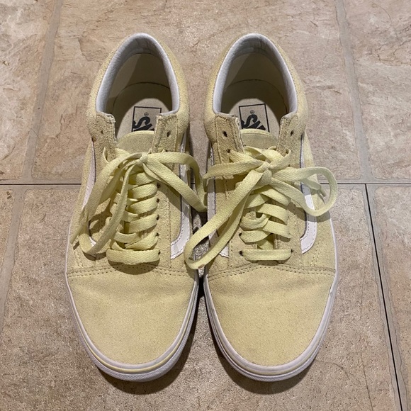 Vans - Picture 3 of 5